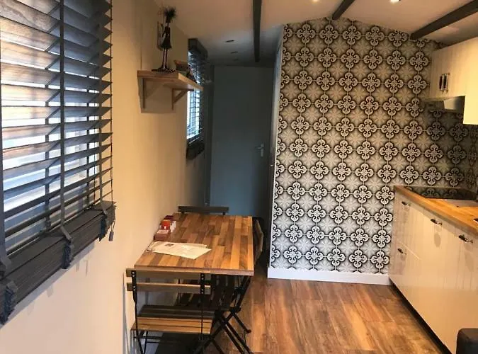 House Milou Private Parking Apartment